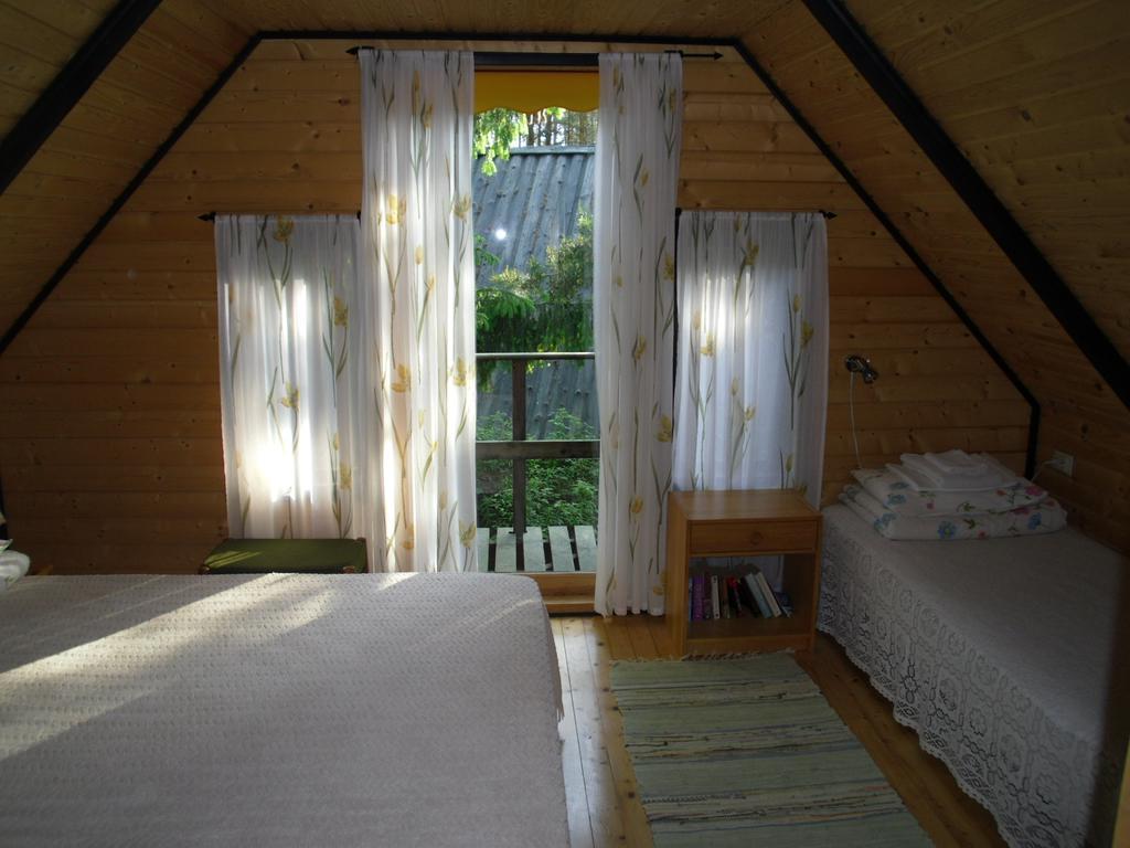 Sireli Hostel Kõpu الغرفة الصورة